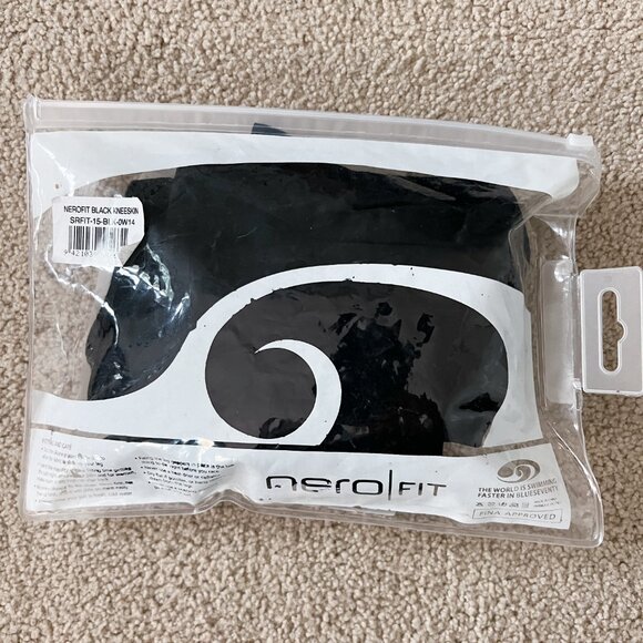 NEROFIT Black Kneeskin Swim Tech suit by Blueseventy - Picture 4 of 7